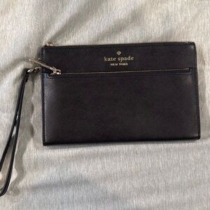 Kate Spade Wristlet Wallet. Gently used. Excellent condition.